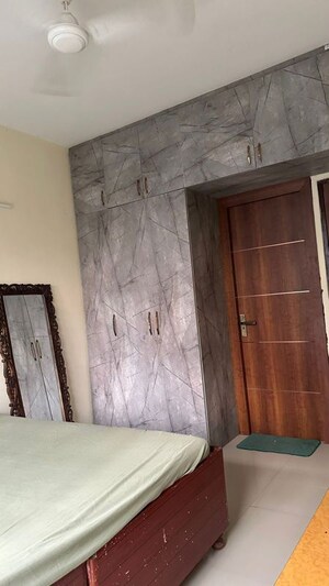 Room in 2 BHK Apartment at Pyramid Fusion Homes, Sector 70a – for Rent