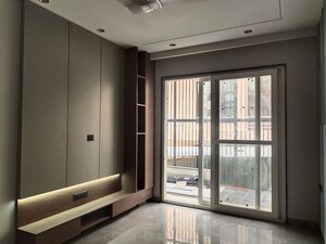 Room in 3 BHK Builder Floor at Sector 22 – for Rent