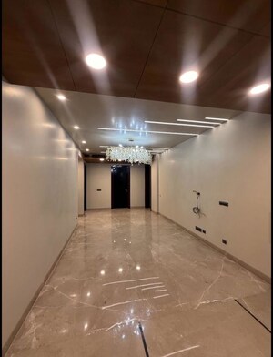 3 BHK Builder Floor For Rent in Sector 22