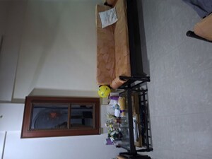 Furnished Amenities in 2 BHK Apartment at Vile Parle West – for Sale