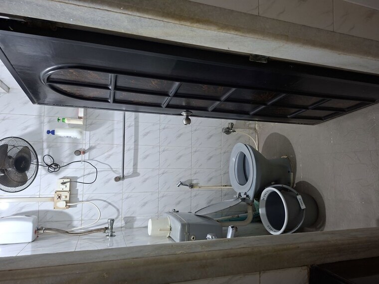 Kitchen, vile parle west 2 Bedroom 600 Sq.Ft. Apartment In Vile Parle West Mumbai 10625689