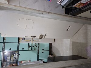 Team Area in 2 BHK Apartment at Vile Parle West – for Sale