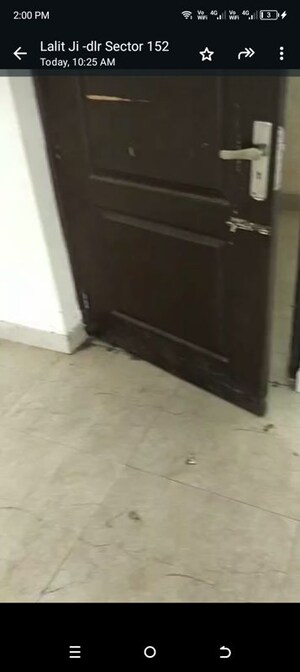Room in 5 BHK Apartment at SDS NRI Residency Omega II, Omega Ii Greater Noida – for Sale