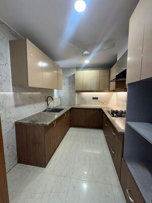 Kitchen in 3 BHK Builder Floor at Sector 21 – for Rent