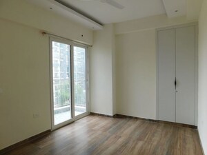 Room in 3 BHK Apartment at Prateek Grand City, Siddharth Vihar – for Rent
