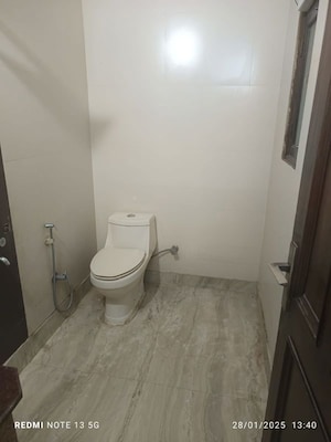 Bathroom in 2 BHK Apartment at RWA Residential Society Sector 46, Sector 46 – for Rent