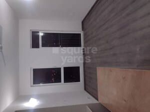 Room in 3.5 BHK Apartment at Ireo The Corridors, Sector 67a – for Rent