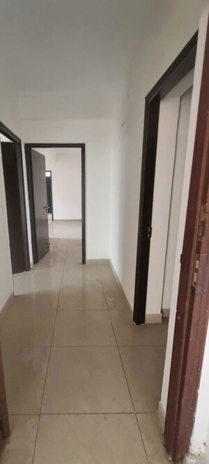 Building Lobby in 3 BHK Builder Floor at Sector 21 – for Rent
