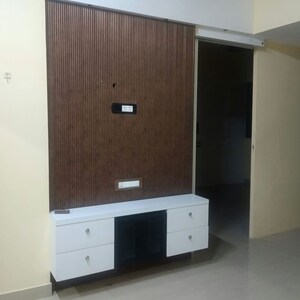 Furnished Amenities in 1 BHK Apartment at Goregaon West – for Rent