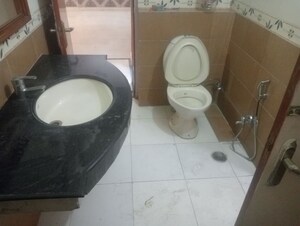 Bathroom in 3 BHK Apartment at Parsvnath Green Ville, Sector 48 – for Sale