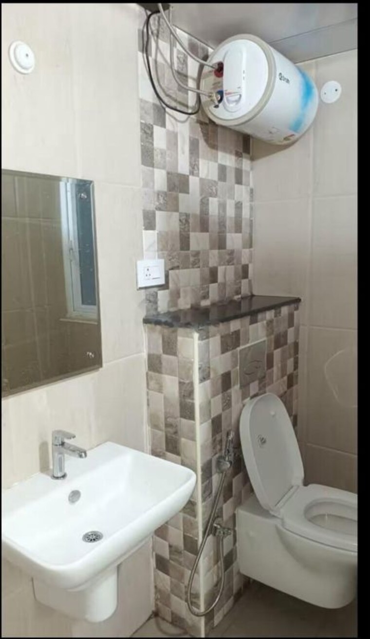 Bathroom, smr-vinay-iconia-hyderabad 3 Bedroom 1725 Sq.Ft. Apartment In Kondapur Hyderabad 10625773