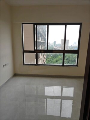 Bedroom in 2 BHK Apartment at Siddha Sky, Sion – for Rent