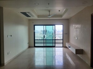 Room in 3 BHK Apartment at Aparna One, Shaikpet – for Rent