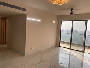 Room in 3 BHK Apartment at M3M Heights, Sector 65 – for Rent