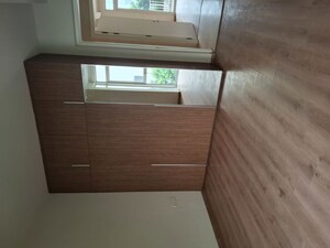Room in 4 BHK Apartment at Ireo Victory Valley, Sector 67 – for Sale
