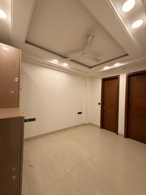 3 BHK Builder Floor For Rent in Sector 23