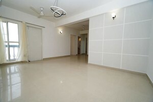 3 BHK Apartment For Sale in Sare Crescent Parc, Sector 92