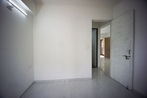 Room in 2 BHK Apartment at Maninagar East – for Sale