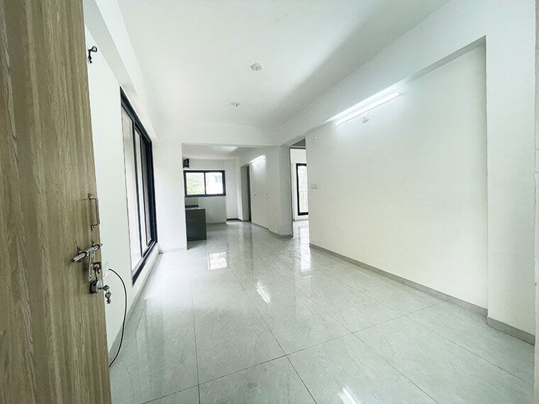 Room, maninagar east 2 Bedroom 140 Sq.Yd. Apartment In Maninagar East Ahmedabad 10625822