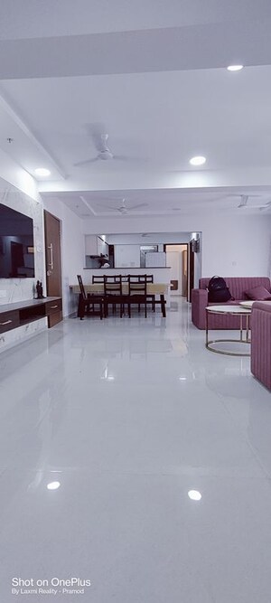 5 BHK Apartment For Rent in Dadar West