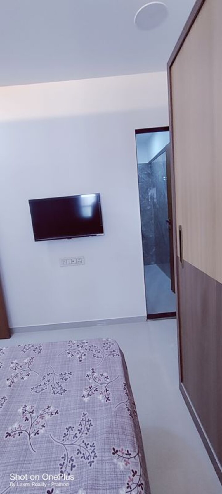 Room, dadar west 5 Bedroom 2200 Sq.Ft. Apartment In Dadar West Mumbai 10624156