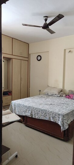 2 BHK + Prayer Room Apartment For Rent in Temple Tree Apartment