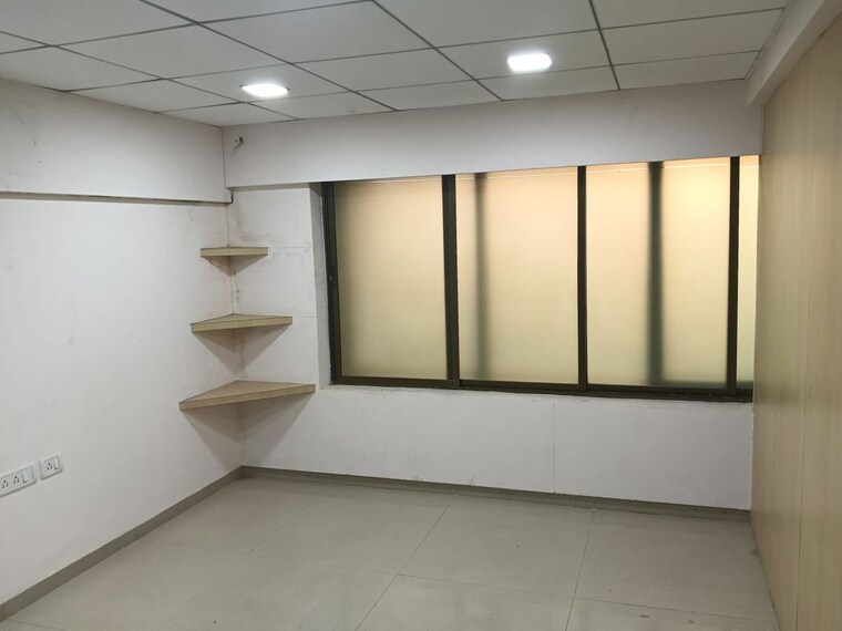 Floor Plan, chembur Commercial Office Space 3042 Sq.Ft. In Chembur Mumbai 10625823
