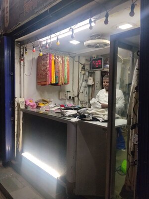  Shop For Rent in Goregaon West