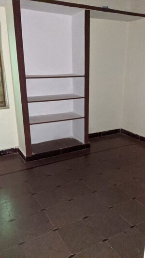 Room in 4 BHK Independent House at Chanda Nagar – for Sale