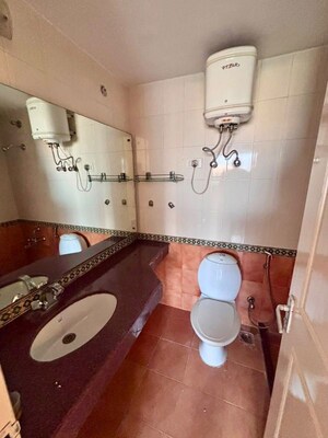 Bathroom in 3.5 BHK Apartment at Eros Wembley Estate, Sector 50 – for Rent