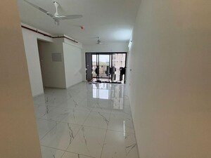 Room in 2 BHK Apartment at Mahindra Nestalgia, Pimpri – for Rent