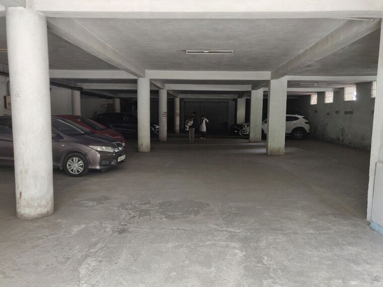  Parking, punjagutta officers colony Commercial Office Space 3228 Sq.Ft. In Punjagutta Officers Colony Hyderabad 10625880
