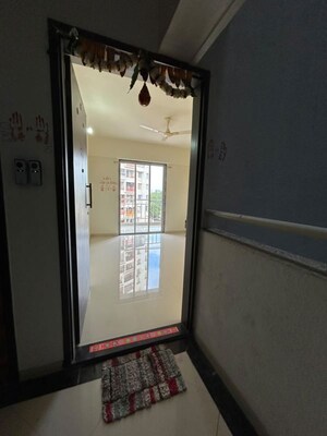 Room in 1 BHK Apartment at Avni 2 CHS, Mohammadwadi – for Rent