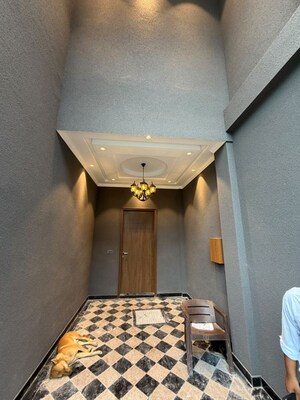 Furnished Amenities in 4 BHK Villa at Johri – for Sale