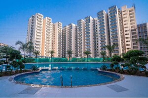 Swimming Pool in 5 BHK Penthouse at Awas Vikas Flat, Vrindavan Yojna – for Sale