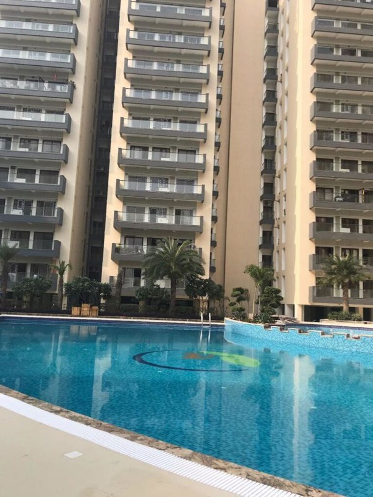 Exterior View, awas-vikas-flat 5 Bedroom 5200 Sq.Ft. Penthouse In Vrindavan Yojna Lucknow 10625886
