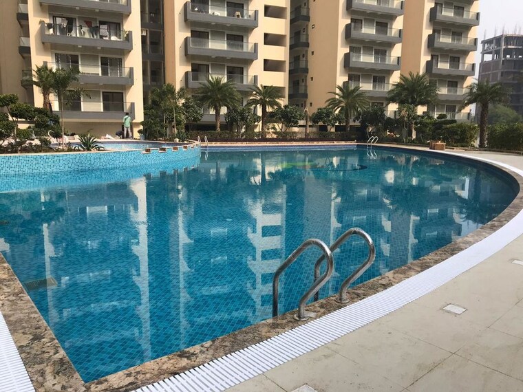 Swimming Pool, awas-vikas-flat 5 Bedroom 5200 Sq.Ft. Penthouse In Vrindavan Yojna Lucknow 10625886