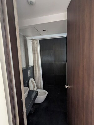 Bathroom in 2.5 BHK Apartment at Lodha Aurum Grande, Kanjurmarg East – for Rent