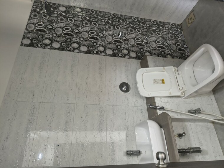 Bathroom, gagangiri-gagan-45 1 Bedroom 450 Sq.Ft. Apartment In Kurla Mumbai 10625932