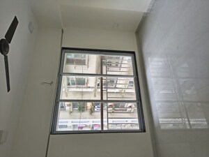 Room in 1 BHK Apartment at Gagangiri Gagan 45, Kurla – for Rent