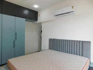Room in 2 BHK Apartment at Ruparel Ariana, Parel – for Rent