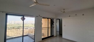 Room in 2 BHK Apartment at Shapoorji Pallonji Joyville Hinjewadi, Hinjewadi – for Rent