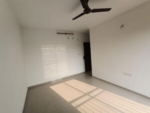 Room in 2 BHK Apartment at Shapoorji Pallonji Joyville Hinjewadi, Hinjewadi – for Rent