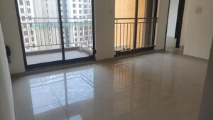 Room in 2 BHK Apartment at Shapoorji Pallonji Joyville Hinjewadi, Hinjewadi – for Rent