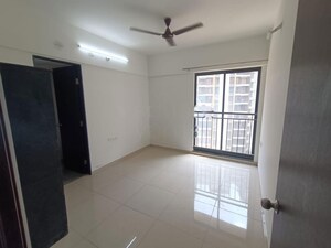 Room in 2 BHK Apartment at Shapoorji Pallonji Joyville Hinjewadi, Hinjewadi – for Rent