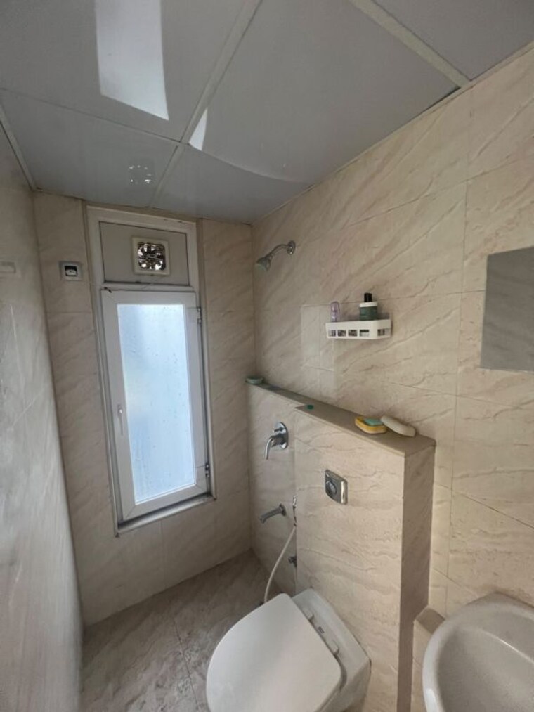 Bathroom, hirani-skyview-castle 1 Bedroom 430 Sq.Ft. Apartment In Kurla Mumbai 10625947