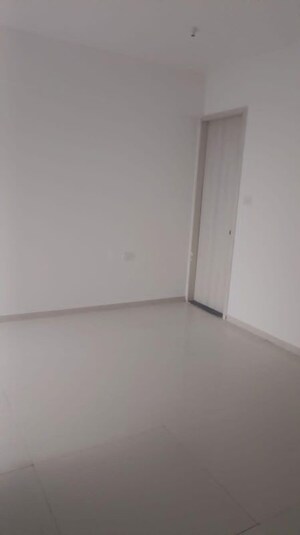Room in 2 BHK Apartment at Sukhwani Kingsley, Thergaon – for Rent