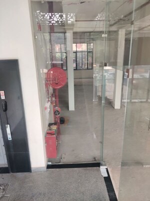 Team Area in  Showroom at Kotla Mubarakpur – for Rent