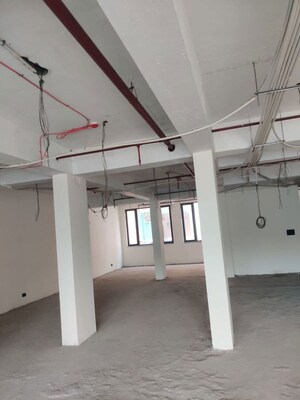 Team Area in  Showroom at Kotla Mubarakpur – for Rent