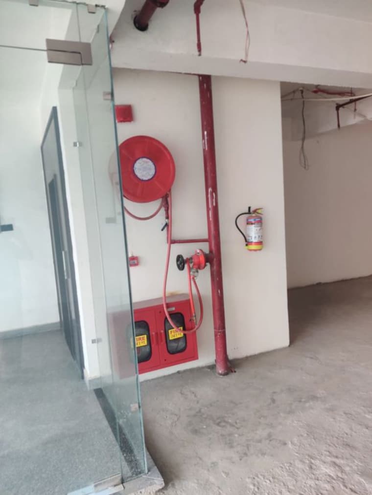 Team Area, kotla mubarakpur Commercial Showroom 3200 Sq.Ft. In Kotla Mubarakpur Delhi 10625936